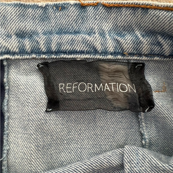 Reformation Denim Distressed Skirt Size Small - Picture 8 of 11